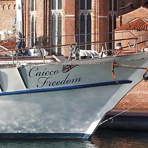 Boat & Breakfast Caicco Freedom Venedig
